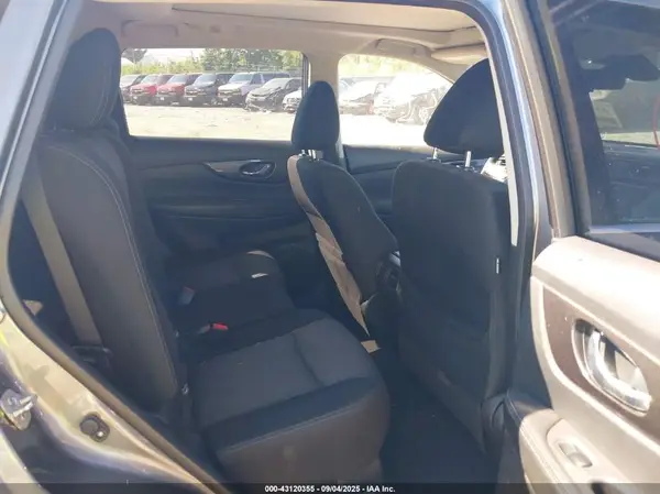 JN8AT2MV2KW401907 2019 NISSAN ROGUE - Image 8