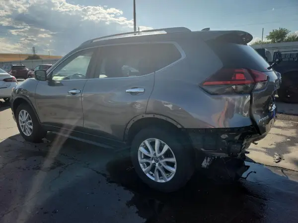 JN8AT2MV2LW101060 2020 NISSAN ROGUE - Image 2