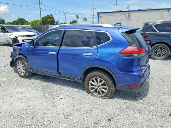 JN8AT2MV2LW104007 2020 NISSAN ROGUE - Image 2