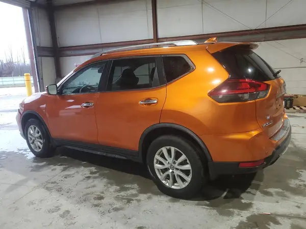 JN8AT2MV2LW106100 2020 NISSAN ROGUE - Image 2