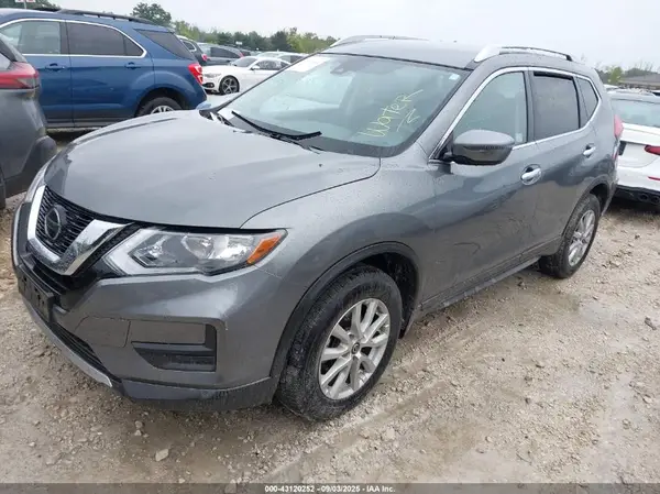 JN8AT2MV2LW106954 2020 NISSAN ROGUE - Image 2