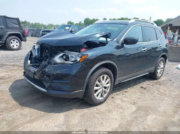 JN8AT2MV2LW109143 2020 NISSAN ROGUE - Image 2