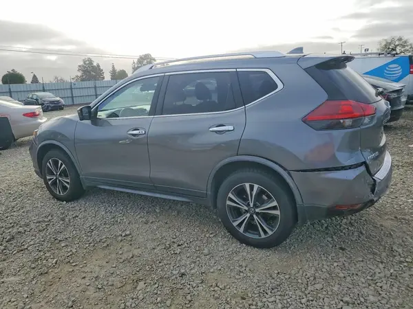 JN8AT2MV2LW114262 2020 NISSAN ROGUE - Image 2