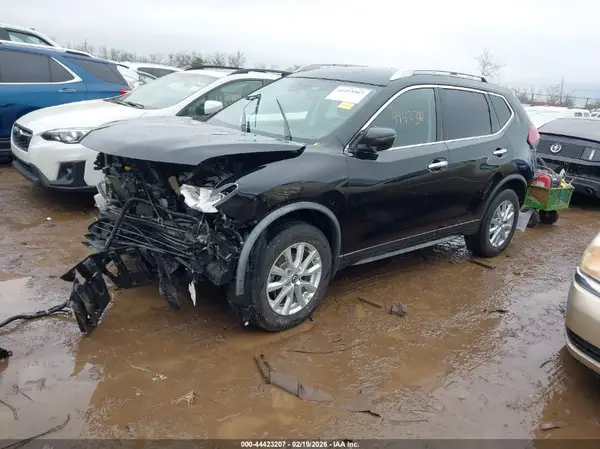 JN8AT2MV2LW123334 2020 NISSAN ROGUE - Image 2