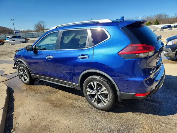 JN8AT2MV2LW132521 2020 NISSAN ROGUE - Image 2