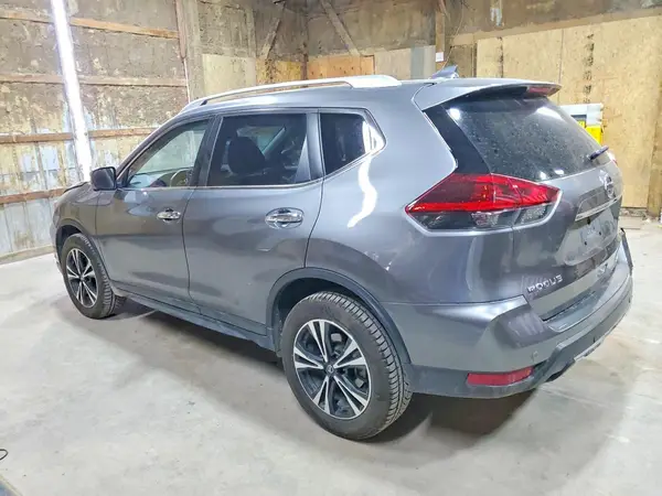 JN8AT2MV2LW135760 2020 NISSAN ROGUE - Image 2