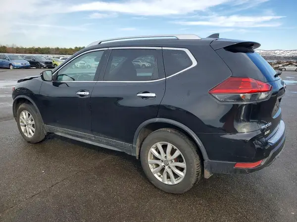 JN8AT2MV2LW136763 2020 NISSAN ROGUE - Image 2