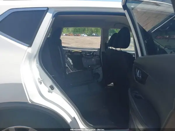 JN8AT2MV2LW136911 2020 NISSAN ROGUE - Image 8