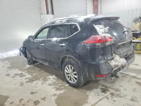 JN8AT2MV2LW137377 2020 NISSAN ROGUE - Image 2