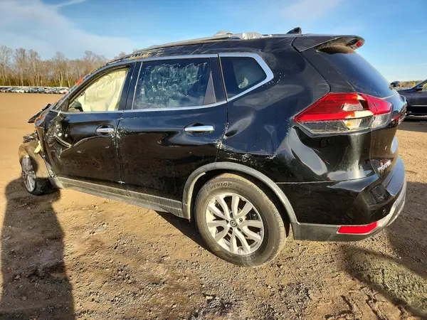 JN8AT2MV2LW137945 2020 NISSAN ROGUE - Image 2