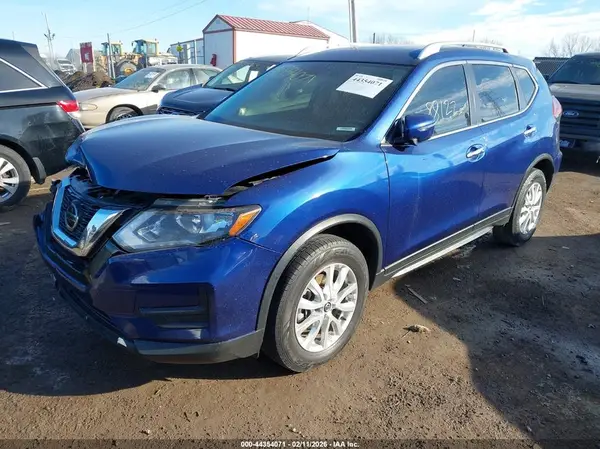 JN8AT2MV2LW138593 2020 NISSAN ROGUE - Image 2