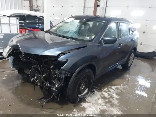 JN8AT2MV3GW130136 2016 NISSAN ROGUE - Image 2