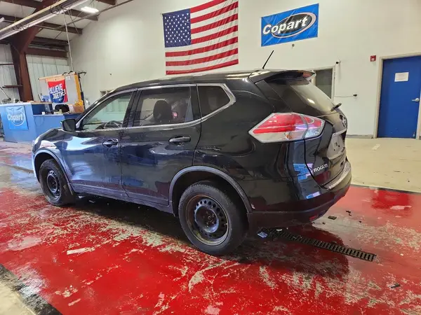 JN8AT2MV3GW131044 2016 NISSAN ROGUE - Image 2