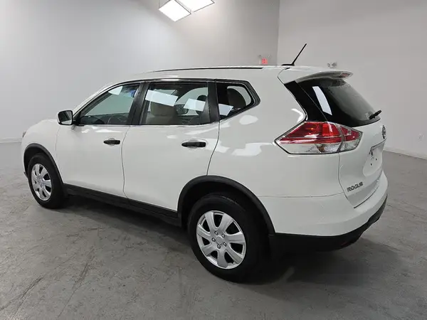 JN8AT2MV3GW131139 2016 NISSAN ROGUE - Image 2