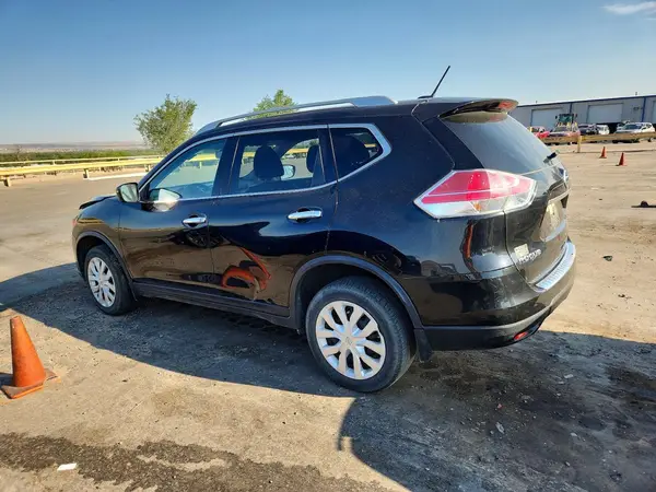 JN8AT2MV3GW131447 2016 NISSAN ROGUE - Image 2