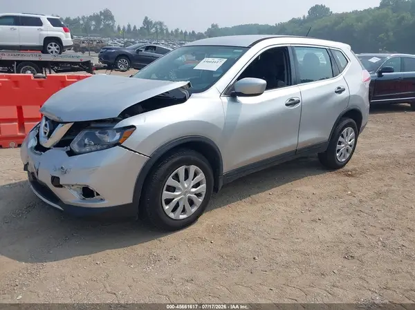 JN8AT2MV3GW135241 2016 NISSAN ROGUE - Image 2