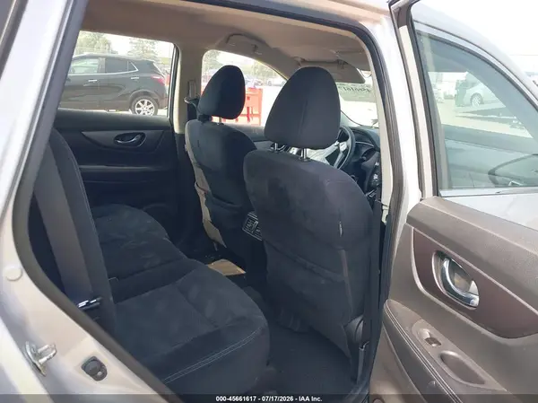 JN8AT2MV3GW135241 2016 NISSAN ROGUE - Image 8