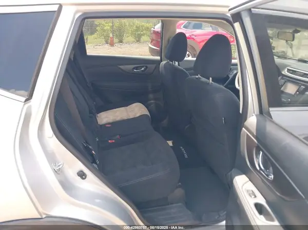 JN8AT2MV3GW143033 2016 NISSAN ROGUE - Image 8
