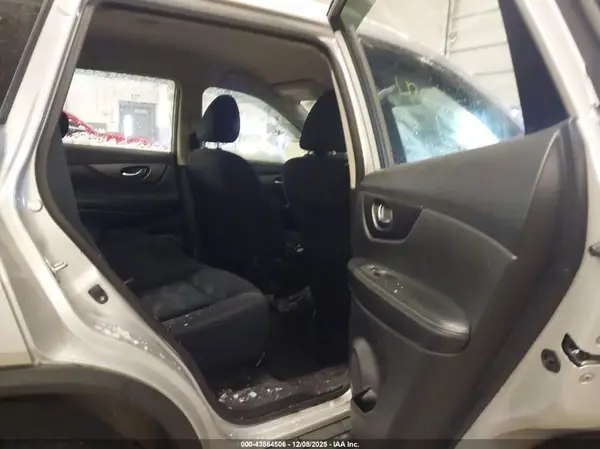 JN8AT2MV3GW150368 2016 NISSAN ROGUE - Image 8