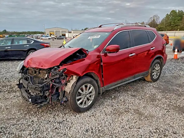 JN8AT2MV3HW000715 2017 NISSAN ROGUE - Image 1