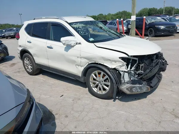 JN8AT2MV3HW002075 2017 NISSAN ROGUE - Image 1