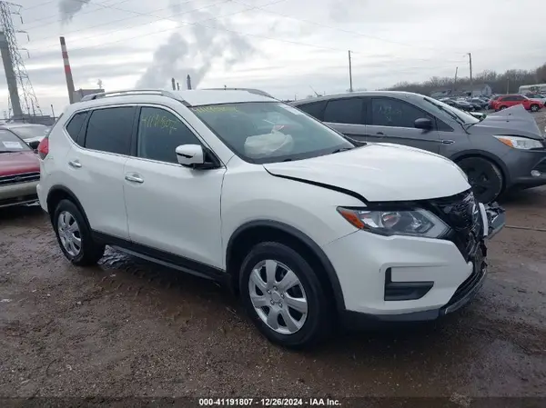 JN8AT2MV3HW003176 2017 NISSAN ROGUE - Image 1