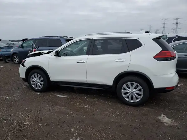 JN8AT2MV3HW004392 2017 NISSAN ROGUE - Image 2