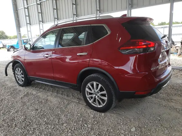 JN8AT2MV3HW005865 2017 NISSAN ROGUE - Image 2