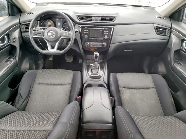 JN8AT2MV3HW006272 2017 NISSAN ROGUE - Image 8