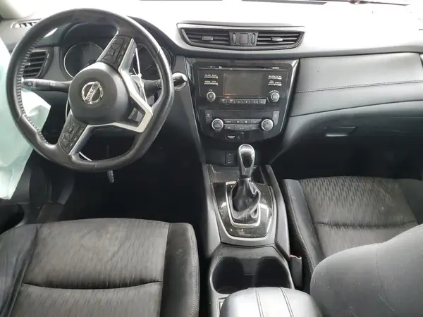 JN8AT2MV3HW010452 2017 NISSAN ROGUE - Image 8