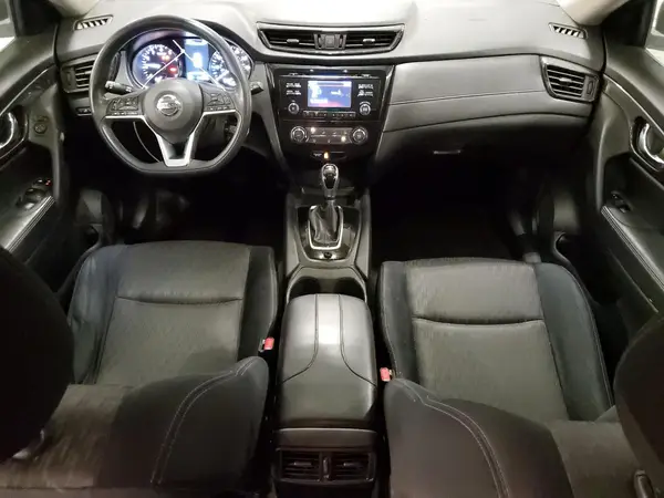 JN8AT2MV3HW011424 2017 NISSAN ROGUE - Image 8