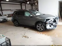 JN8AT2MV3HW011651 2017 NISSAN ROGUE