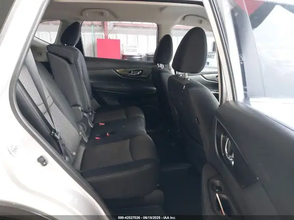 JN8AT2MV3HW012296 2017 NISSAN ROGUE - Image 8