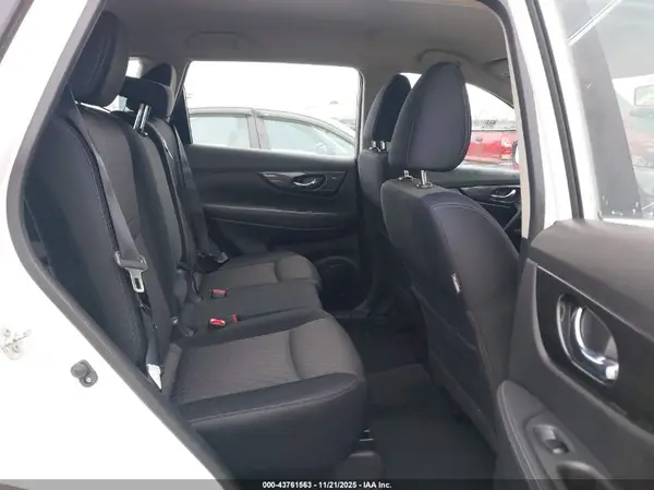 JN8AT2MV3HW012380 2017 NISSAN ROGUE - Image 8