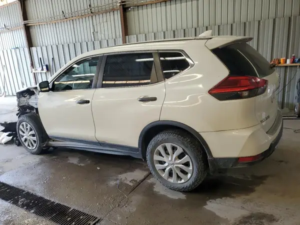 JN8AT2MV3HW012461 2017 NISSAN ROGUE - Image 2