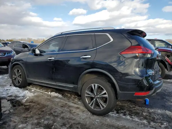 JN8AT2MV3HW013349 2017 NISSAN ROGUE - Image 2