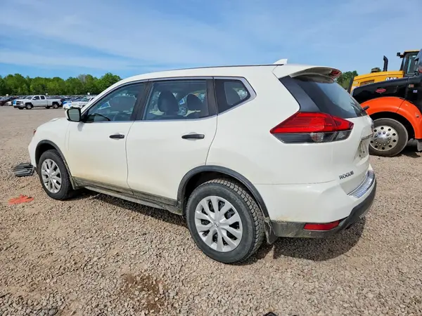 JN8AT2MV3HW014209 2017 NISSAN ROGUE - Image 2