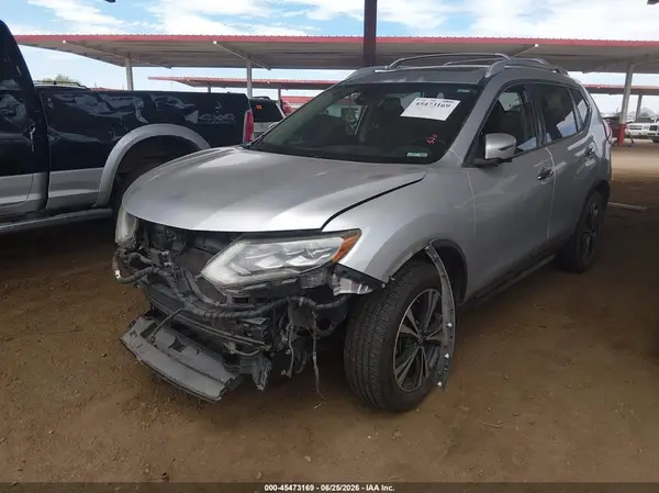 JN8AT2MV3HW014663 2017 NISSAN ROGUE - Image 2