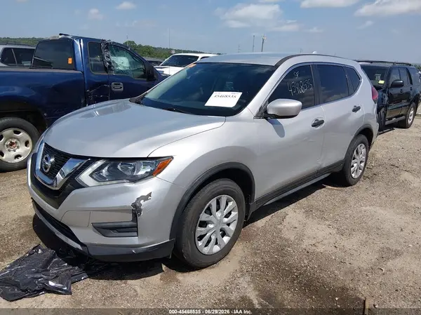 JN8AT2MV3HW014887 2017 NISSAN ROGUE - Image 2