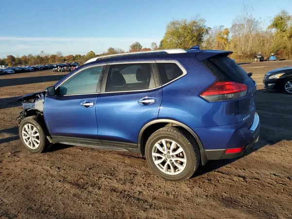 JN8AT2MV3HW018972 2017 NISSAN ROGUE - Image 2