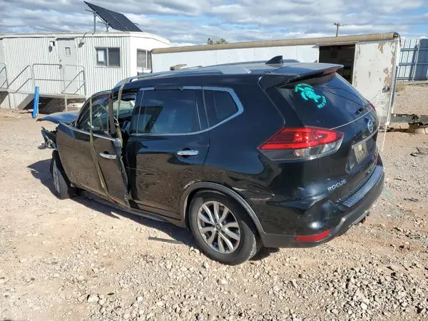JN8AT2MV3HW021726 2017 NISSAN ROGUE - Image 2