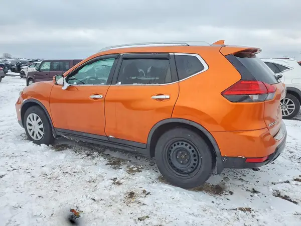 JN8AT2MV3HW022438 2017 NISSAN ROGUE - Image 2