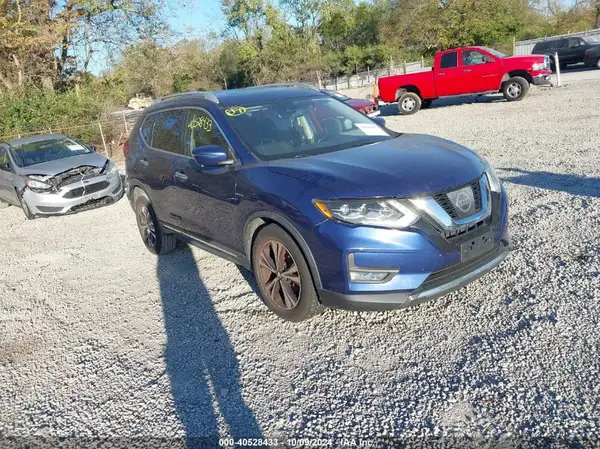JN8AT2MV3HW022844 2017 NISSAN ROGUE - Image 1
