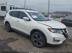 JN8AT2MV3HW023881 2017 NISSAN ROGUE