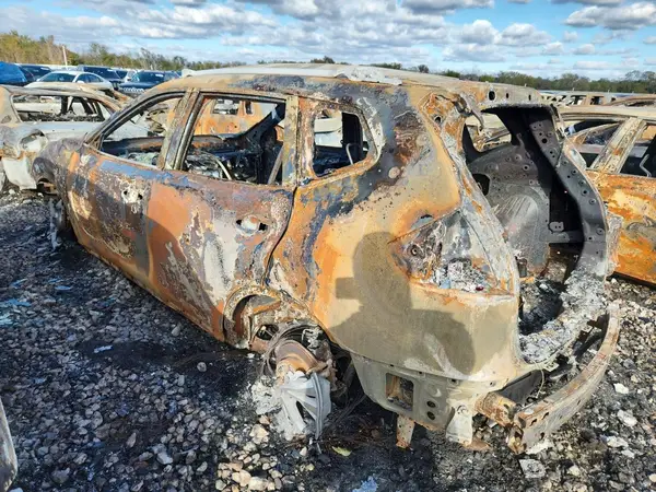 JN8AT2MV3HW024528 2017 NISSAN ROGUE - Image 2