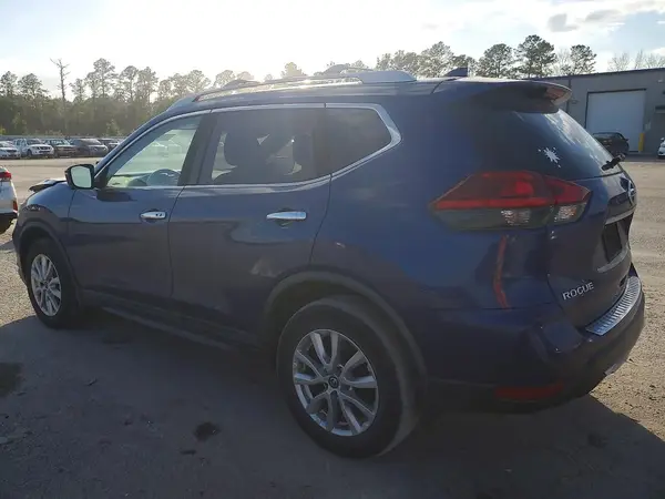 JN8AT2MV3HW025212 2017 NISSAN ROGUE - Image 2