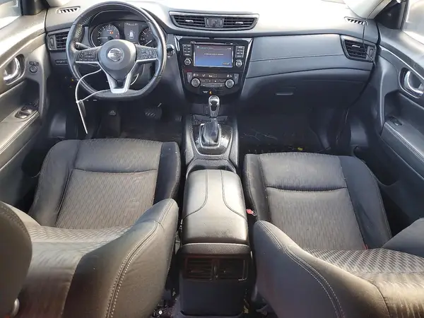 JN8AT2MV3HW025212 2017 NISSAN ROGUE - Image 8