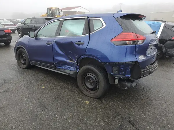 JN8AT2MV3HW026716 2017 NISSAN ROGUE - Image 2