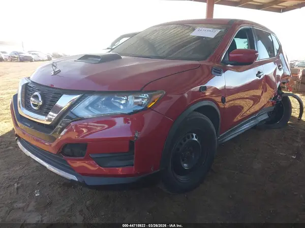 JN8AT2MV3HW250939 2017 NISSAN ROGUE - Image 2