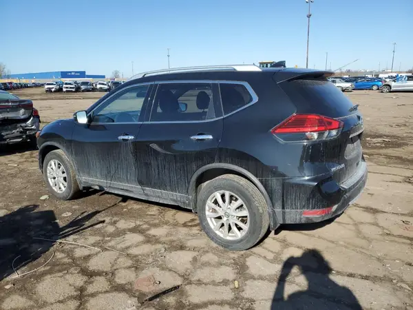 JN8AT2MV3HW255736 2017 NISSAN ROGUE - Image 2